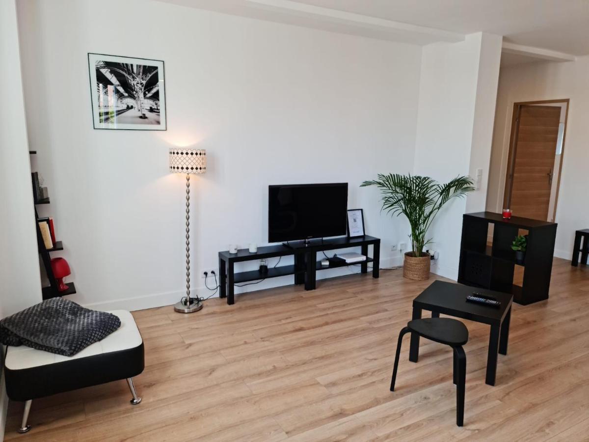 Le ScottmanHouse - Appartement privé - Centre ville - Gare - Wi-Fi Arras Esterno foto